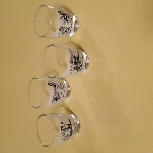 Set a 4 vintage shot‎ glasses
